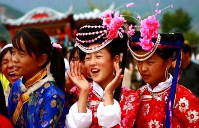 特殊民族的繁衍方式是什么,最奇葩的民族繁衍方式