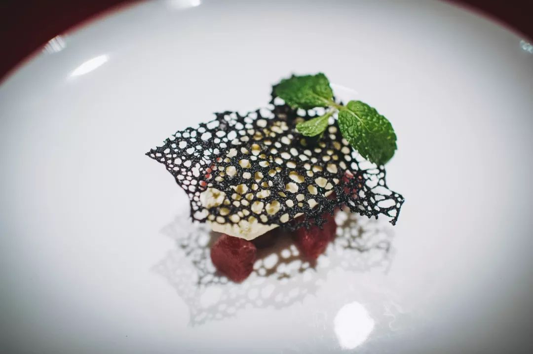 人生苦短，绝不能耗在阴冷湿寒中国内首家凯悦臻选了解一下？