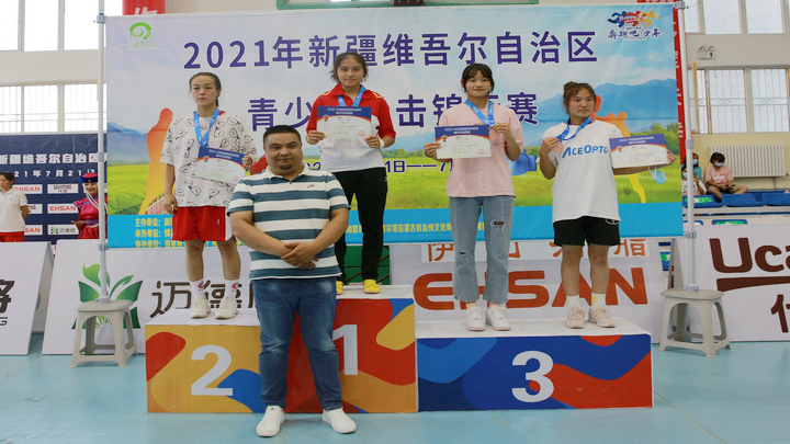 2019全疆青少年拳击锦标赛视频,2021年新疆青少年拳击比赛69公斤