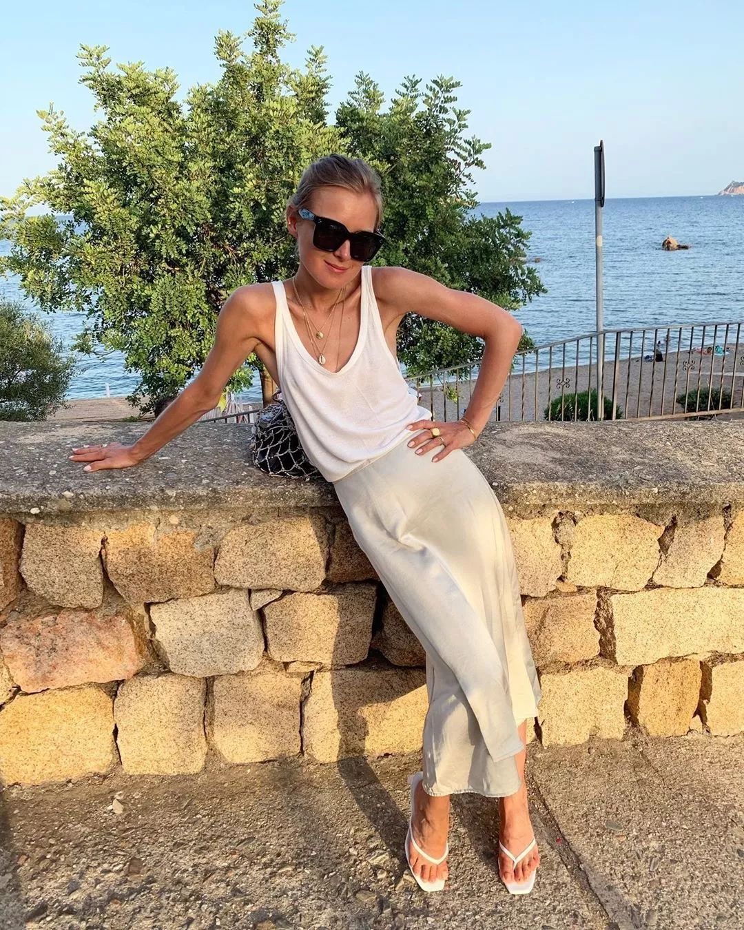 不会穿搭的姐妹正品店,日常一年四季都可以穿的百搭鞋