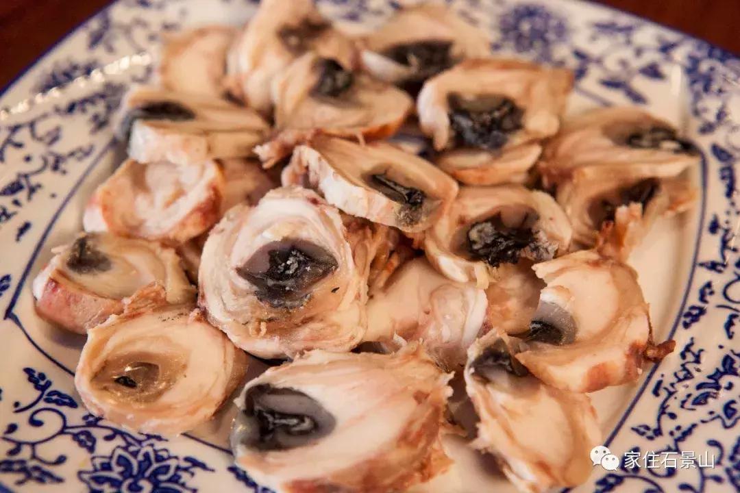 老字号“插旗”石景山！不到20元能吃饱？！还抬手就送60瓶啤酒！