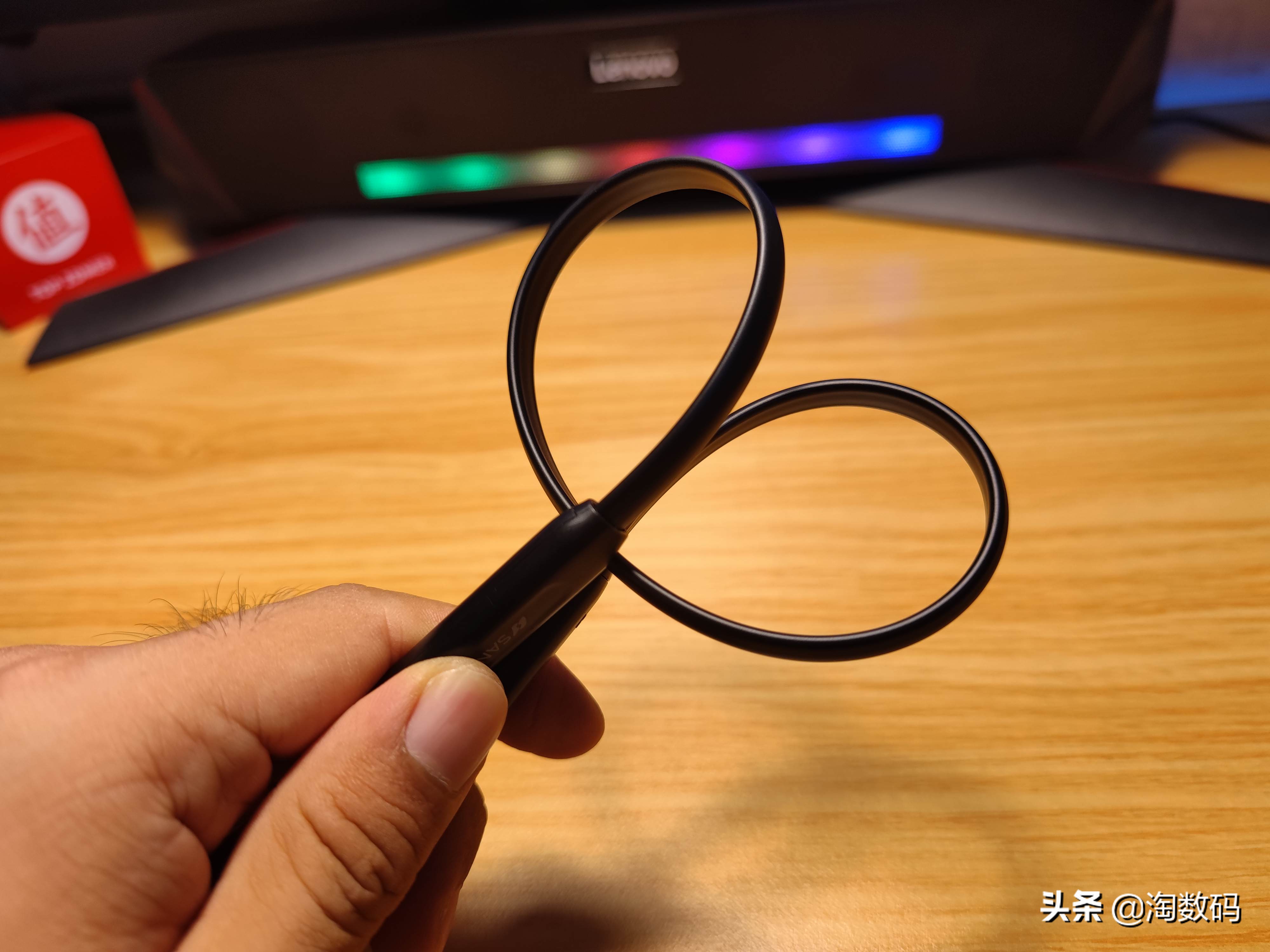 消费再降级:19块钱蓝牙无线耳机配双动圈+AAC音频编码,开箱晒单