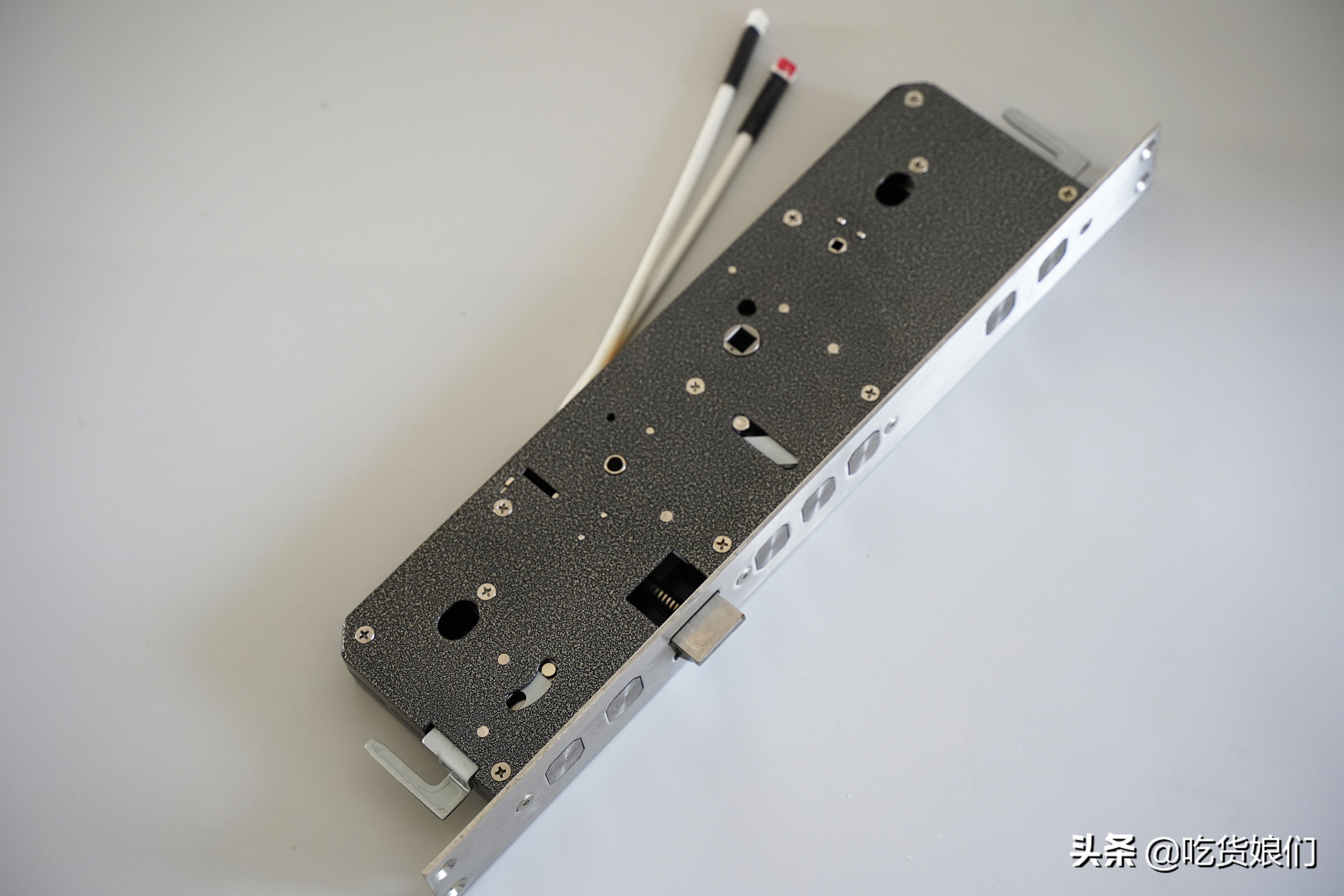 荣耀智能门锁缺点,荣耀智能门锁测评