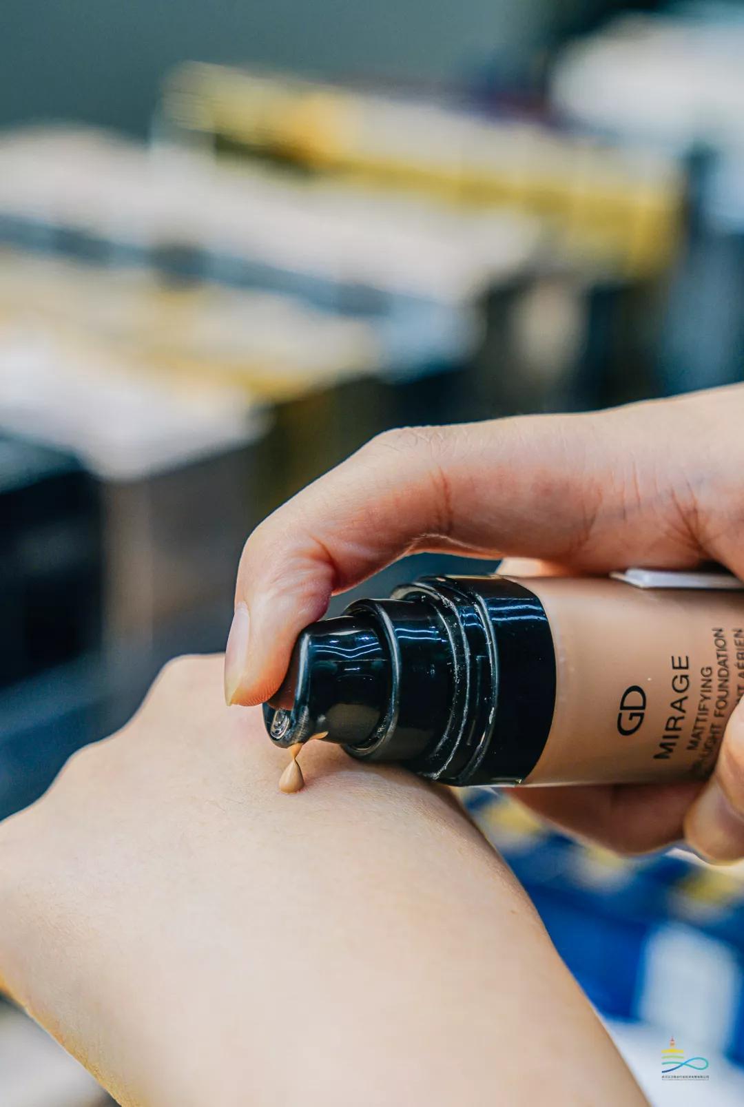 武汉大牌美妆品牌,黑洞高端美妆