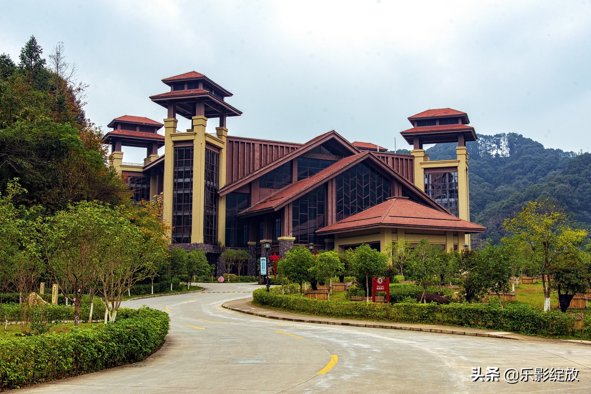 广州经律论文化旅游小镇,经律论文化旅游小镇电话