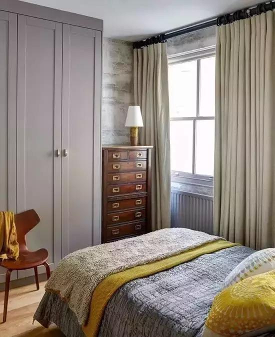 床头柜和衣柜一体设计非常鸡肋,床头柜衣柜一体太鸡肋