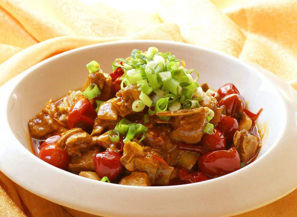 鲁菜葱烧海参正宗做法,经典鲁菜葱烧海参家常版做法简单