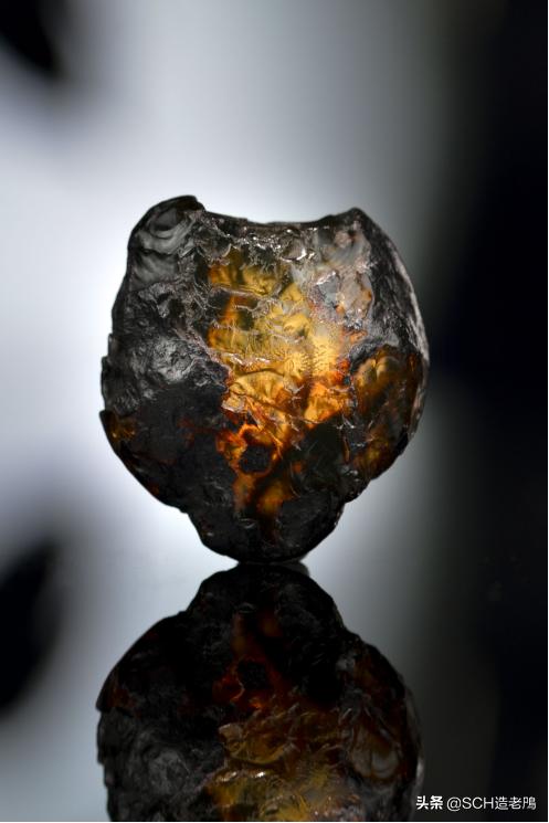 关于琥珀形成的资料,琥珀的种类及介绍