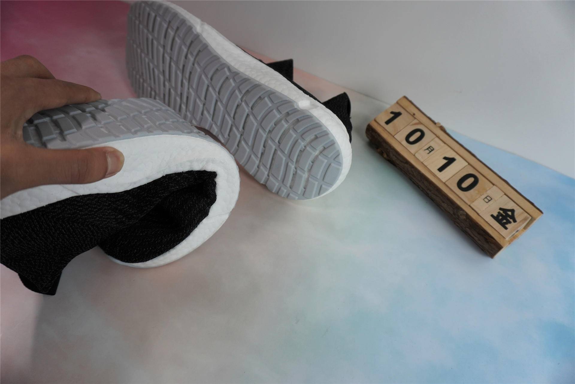 穿一双贼轻的鞋跑步是什么体验？FREETIE云弹轻跑鞋开箱