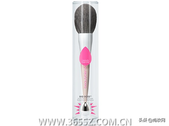 不出错妆容平稳度过实习期