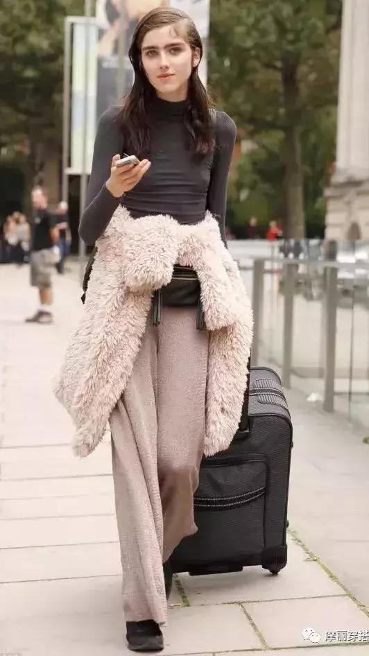 放假穿得这么土，难怪没有人约你！