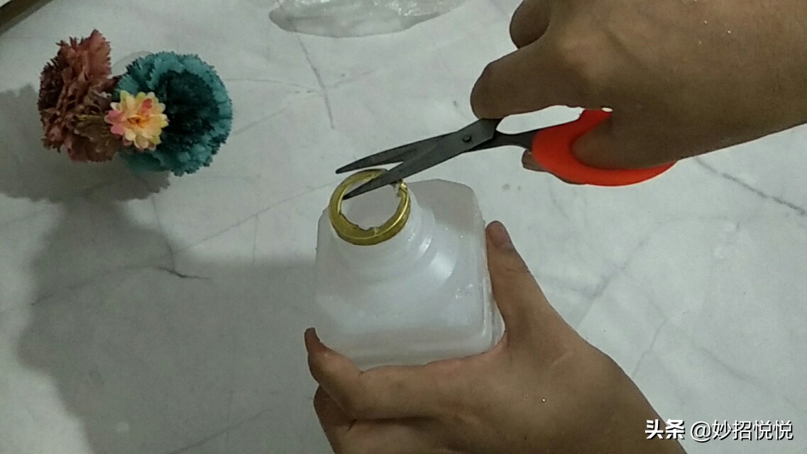 长虫子的挂面能吃吗,长虫的面条还能吃吗