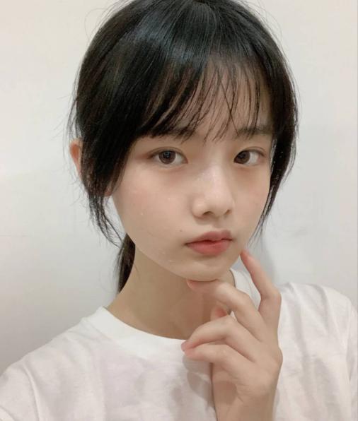 擦粉底液不服帖像搓泥一样,换了很多粉底液底妆还是暗沉斑驳