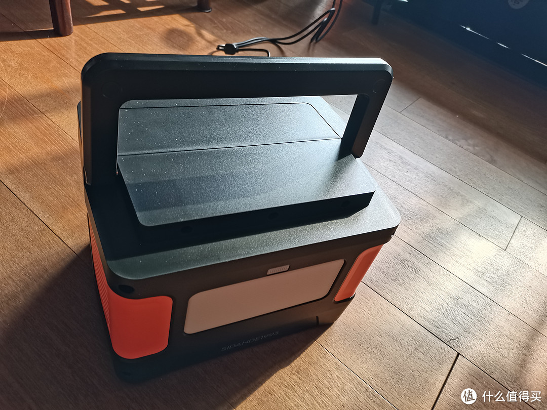 停电应急家用充电灯太阳能,停电了不用怕太阳能发电板