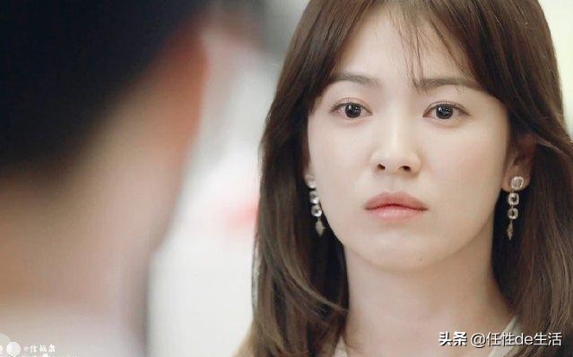 辛芷蕾穿金色亮片,辛芷蕾日常穿搭发型