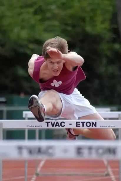 伊顿公学世界最著名纪录片,bbc镜头下的伊顿公学