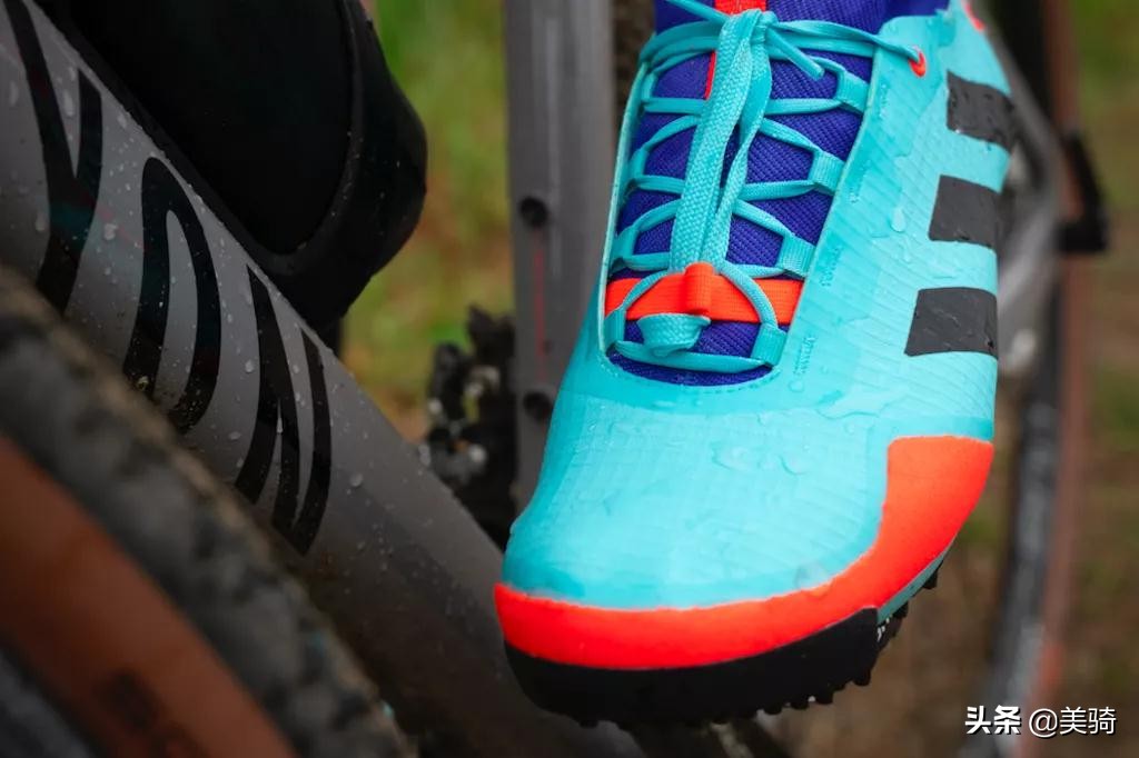 阿迪达斯gravel,gravel鞋