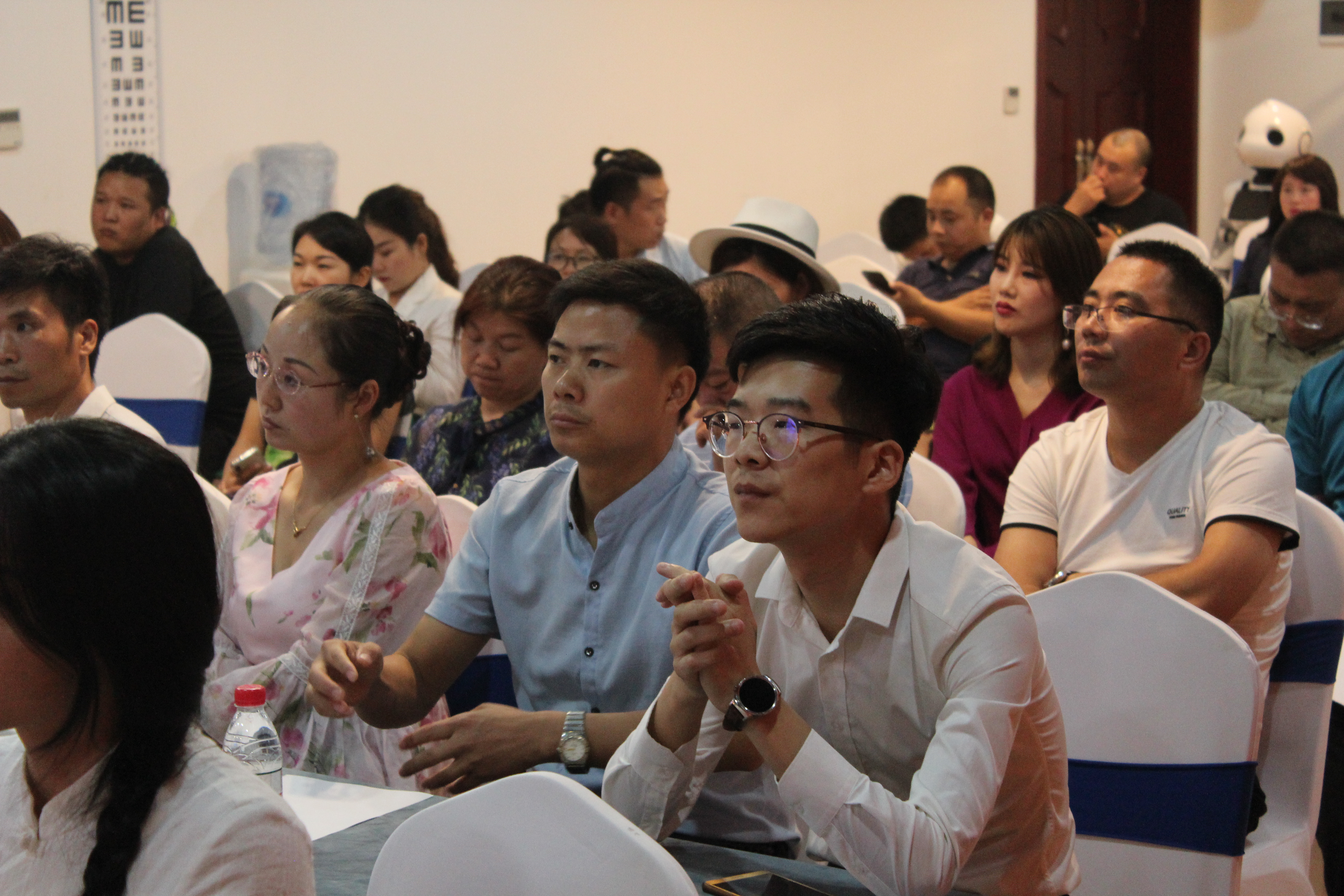 短视频电商赋能峰会中国微商网再启航