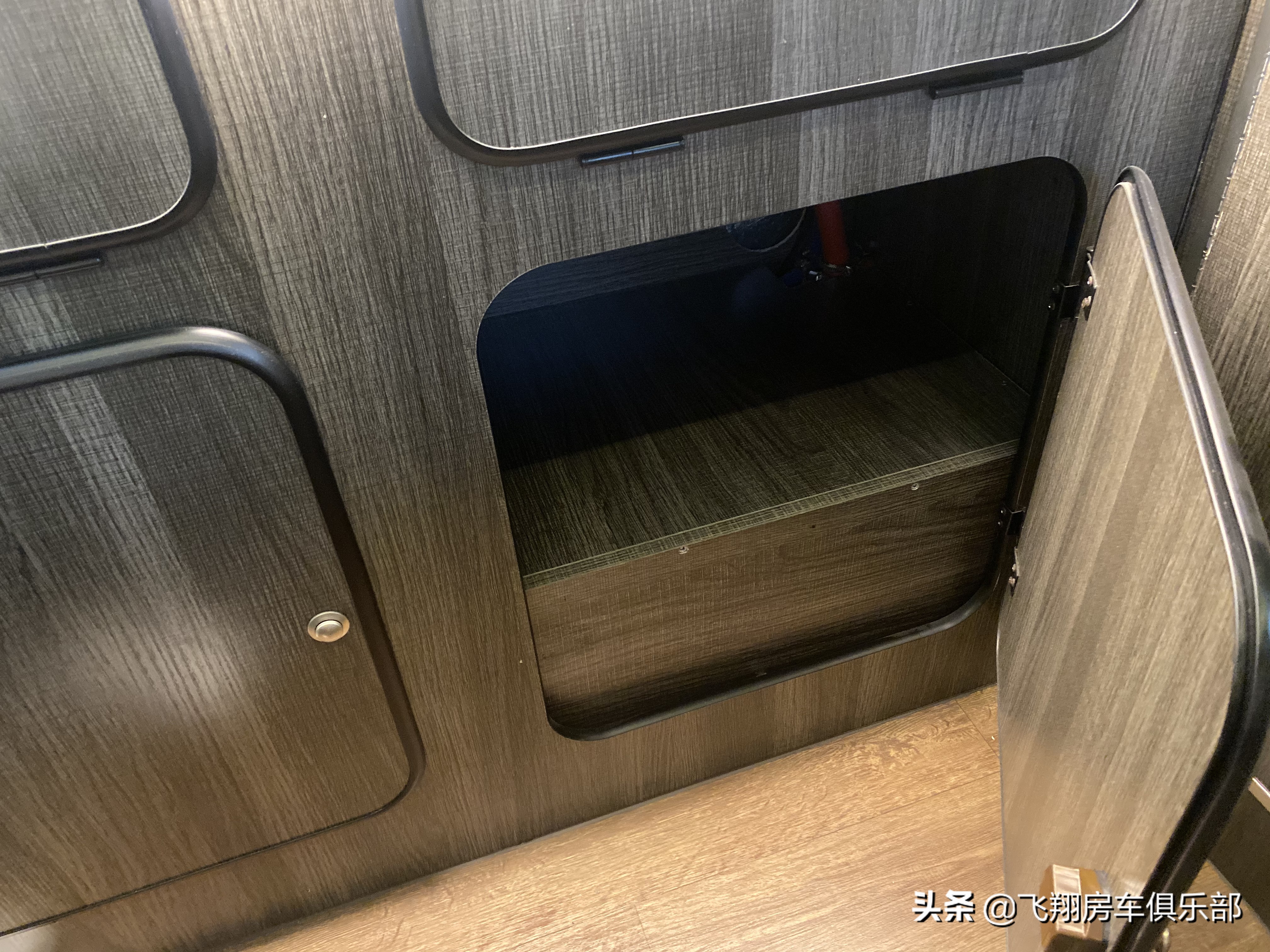 福特新世代b型房车最佳布局,低调的b型房车