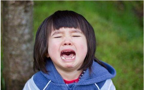 小年龄孩子被打了家长该怎么做,小学生被打了家长正确做法