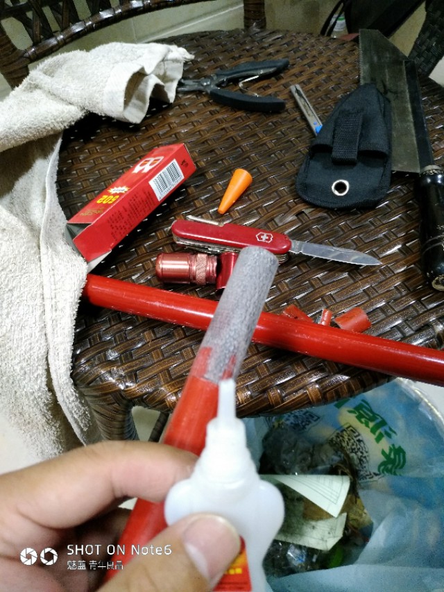 碳素抄网竿容易断吗,碳素抄网竿头节断了怎么修复