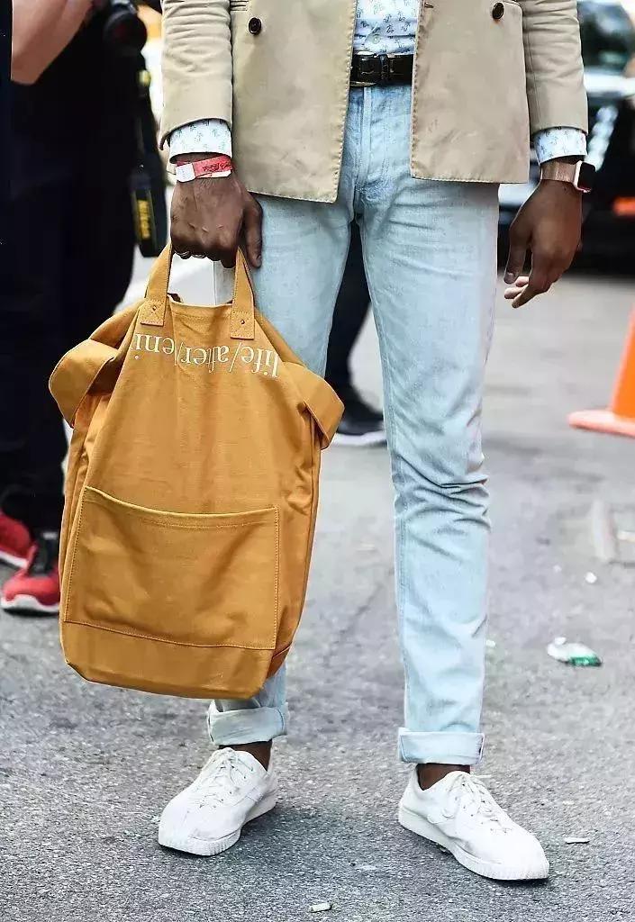 牛仔要水洗到什么程度才时髦,复古水洗垂感牛仔