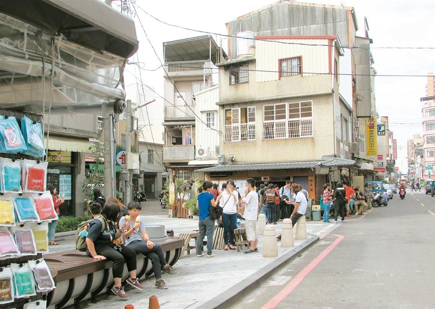 *进党民**视台北故宫犹如眼中钉，台网友怒斥：快把*物文**还给大陆