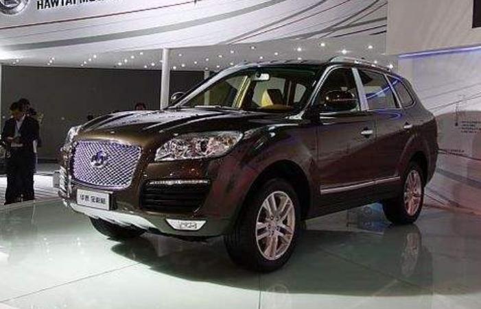 保时捷和宾利结合体,宾利和保时捷很像