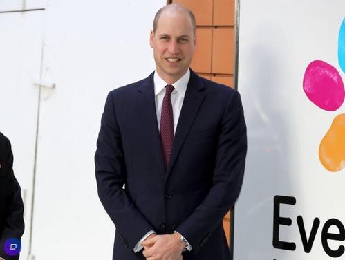 人到中老年脱发特别严重怎么治,人到中年如何摆脱脱发问题