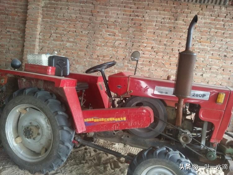 1986年借遍亲友买辆“东方红”农用小四轮后，“官差、亲差”不断