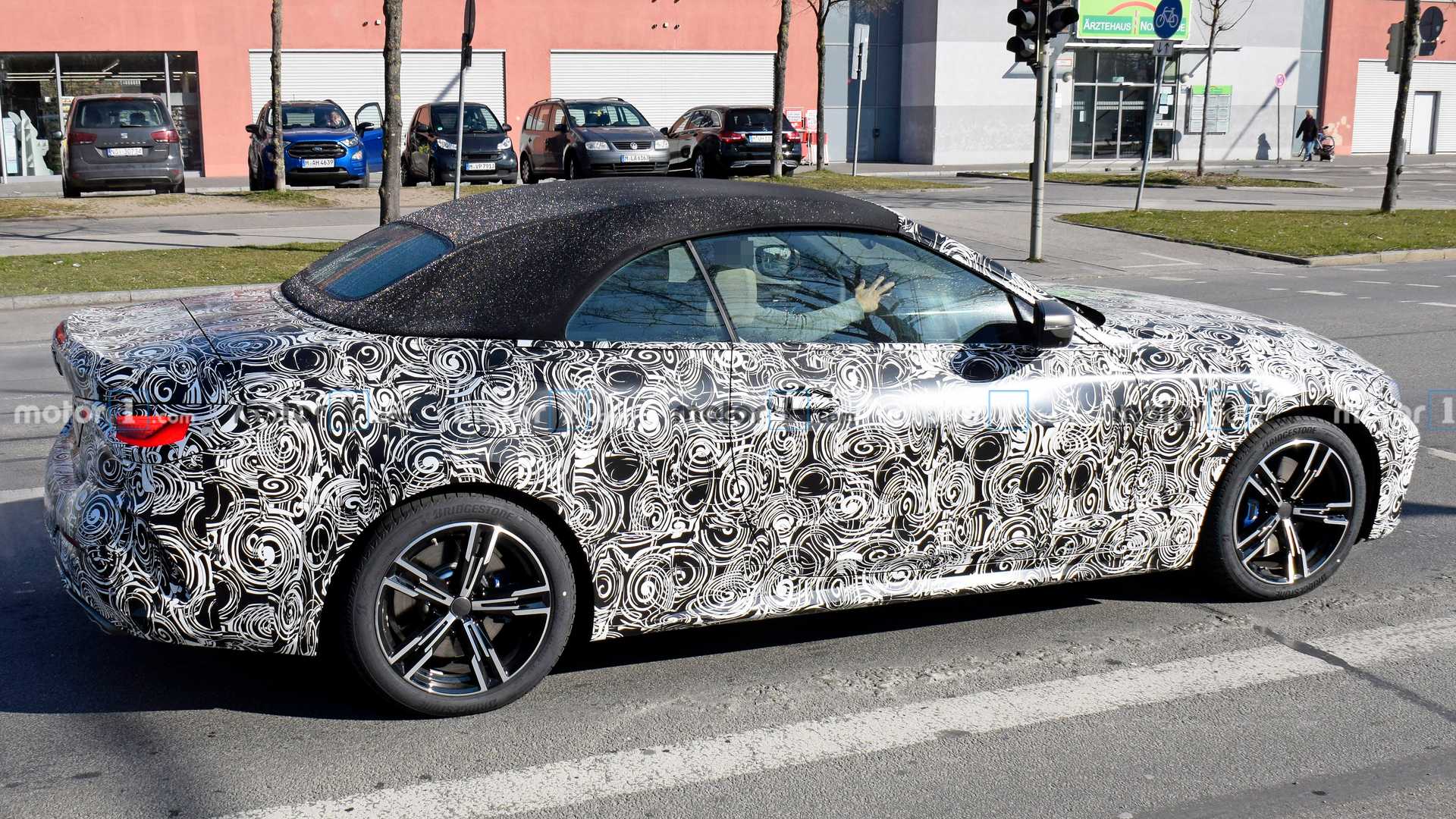 下一代宝马4系硬顶敞篷,宝马大鼻孔4系敞篷版硬顶