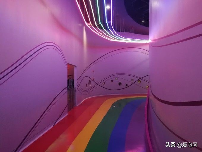 上海科技馆游玩攻略,上海科技馆亲子游玩攻略