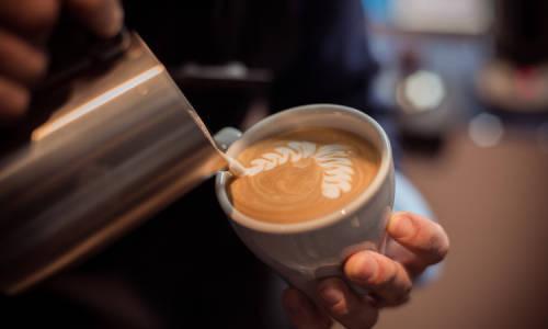 速溶咖啡不醇厚,买速溶咖啡还是买咖啡机