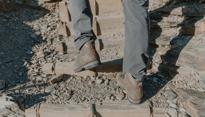 户外爱好者不容错过的冲锋衣,户外探险冲锋衣