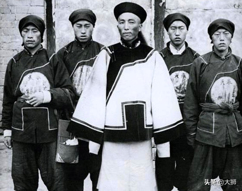 在清朝做官有多难,在清朝的时候普通人有多屈辱