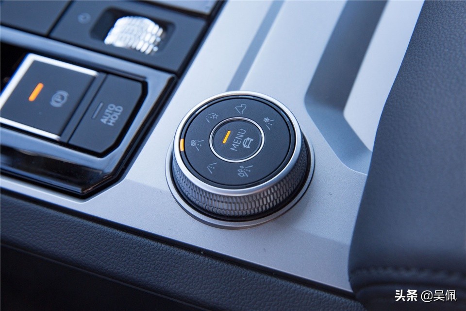 插电混合车好开嘛,插电混动车什么好处