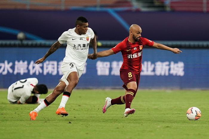 奥斯卡建功上港华夏连胜紧追国安,奥斯卡缺席上港0-1