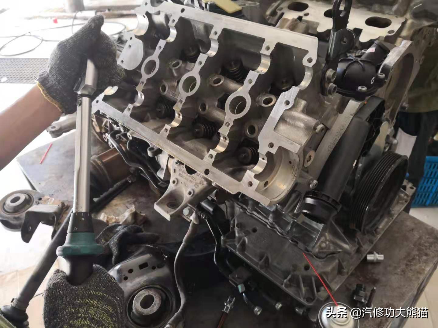 16万km的奥迪a62.0t烧不烧机油,13款2.0t奥迪a6l烧机油