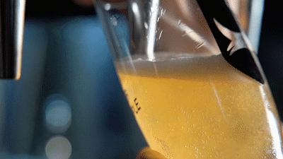 家楼下的「茶饮咖啡+精酿」，从清醒到微醺都给你安排上