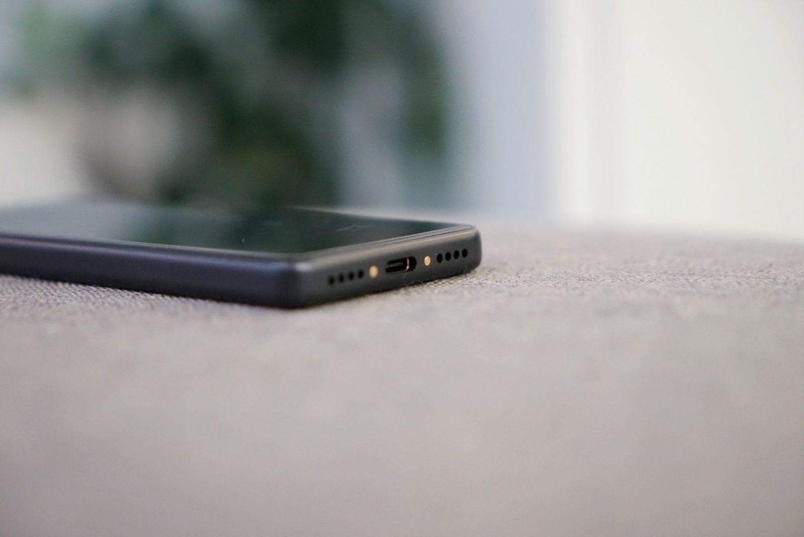 2代多亲ai助手,多亲ai助手2代升级全面屏