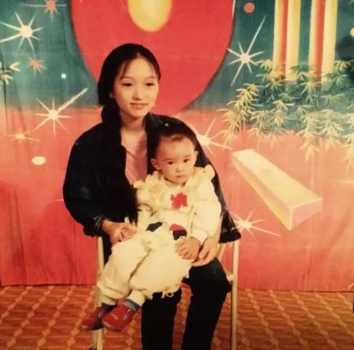 母亲节和儿子一起看李焕英,母亲节李焕英哪里限时免费