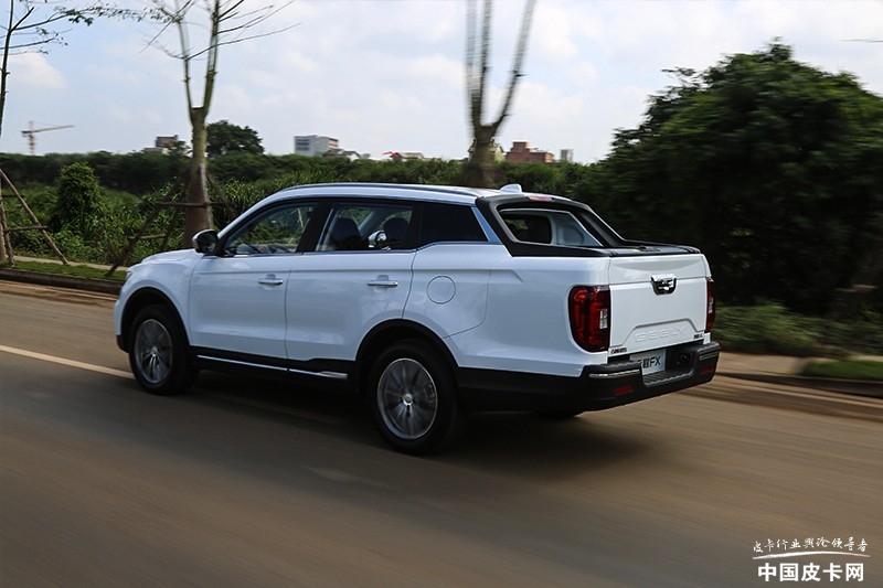 吉利远程皮卡fx2023款新车落地价,吉利远程轻客超级van驾驶体验