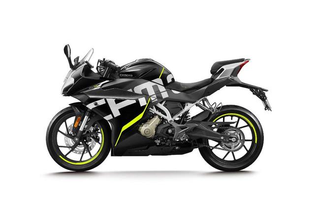 新手仿赛摩托车推荐双缸,新手仿赛摩托车推荐二手