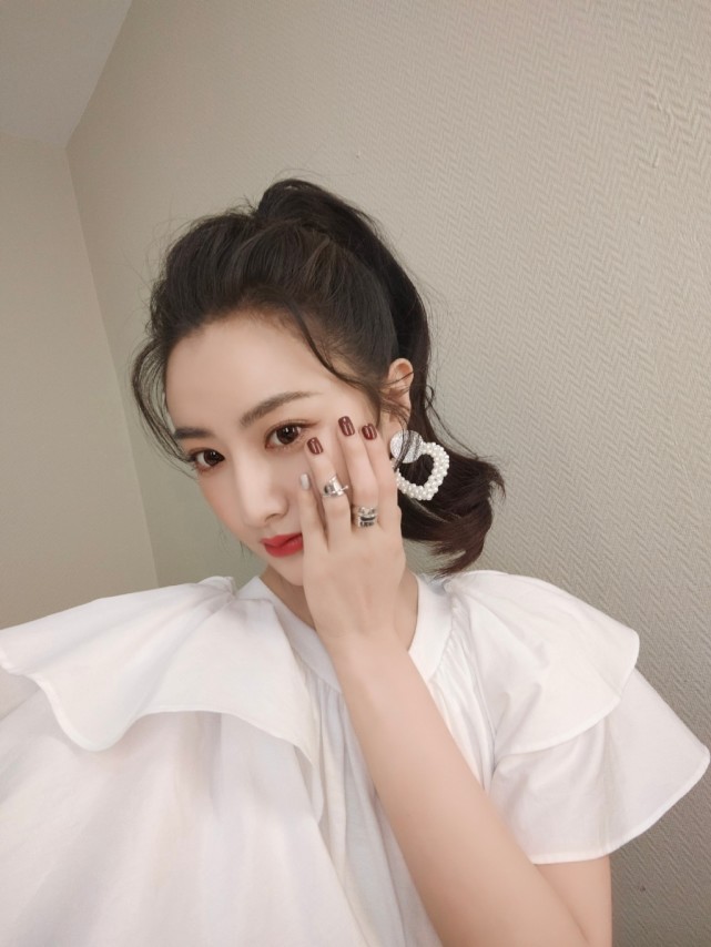 薇娅为售假事件抹泪道歉,一点消息都没有真的好担心