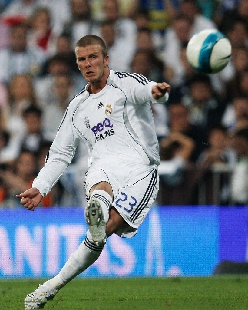 百大球星一球成名齐达内,齐达内十佳球回旋视频