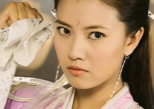 高圆圆戒指哪个牌子好看,高圆圆同款钻戒爱在心中