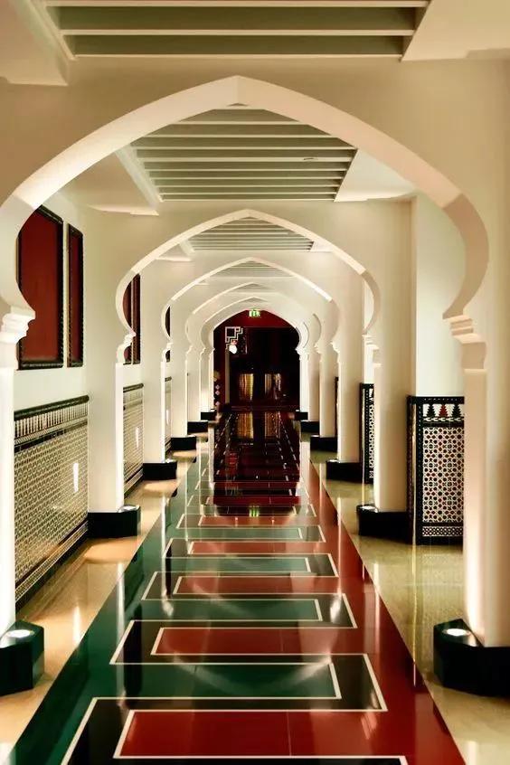 见识一下全球最豪华的七星级酒店,中国第一家七星级酒店远超迪拜