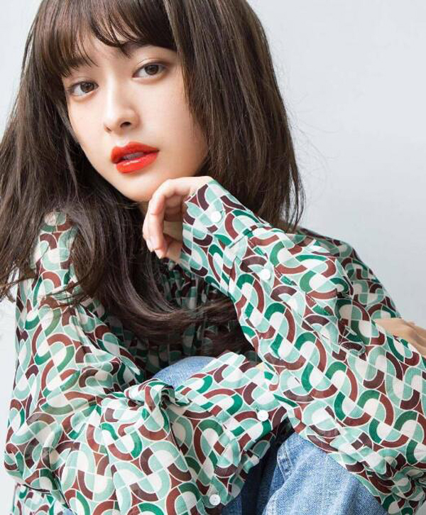 40岁减龄法式妆容,40岁复古妆容