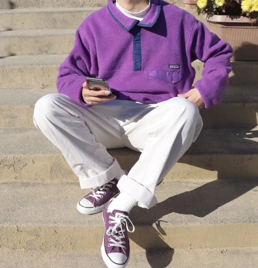 杨幂魏大勋真的是情侣吗,杨幂魏大勋情侣装现身同一小区