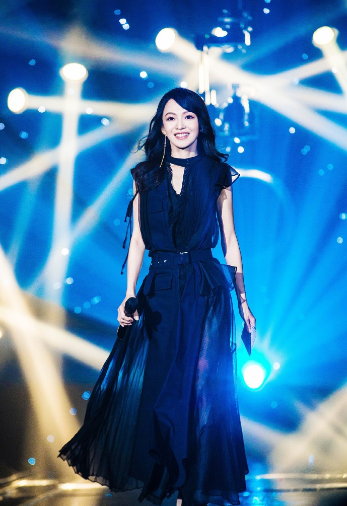 何穗是世界超模吗,何穗超模明星